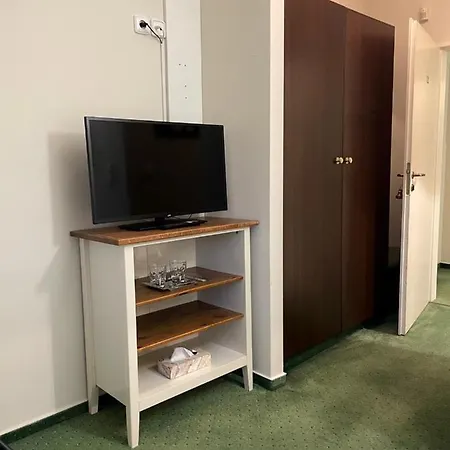 Pensión Bechneruv Statek Lány